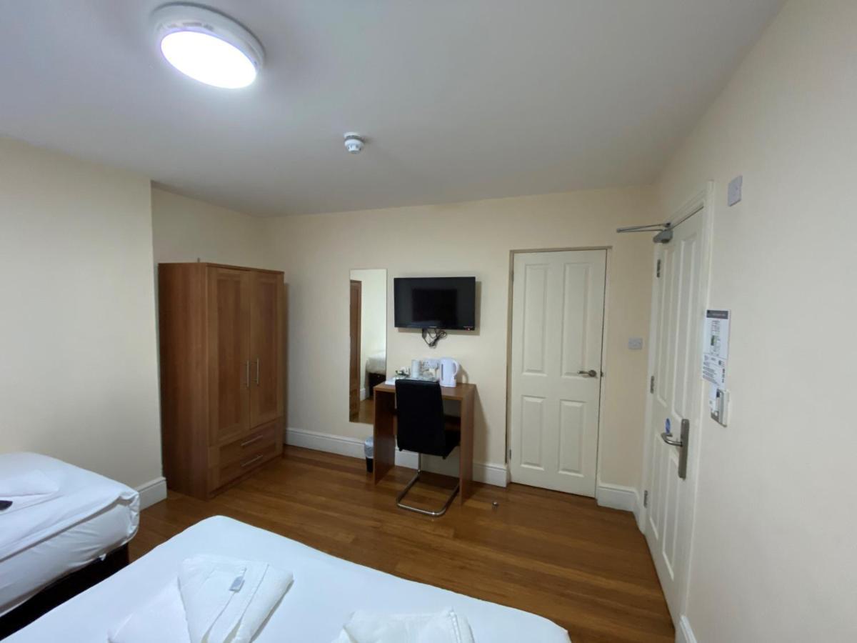 Buckingham Hotel High Wycombe Ngoại thất bức ảnh
