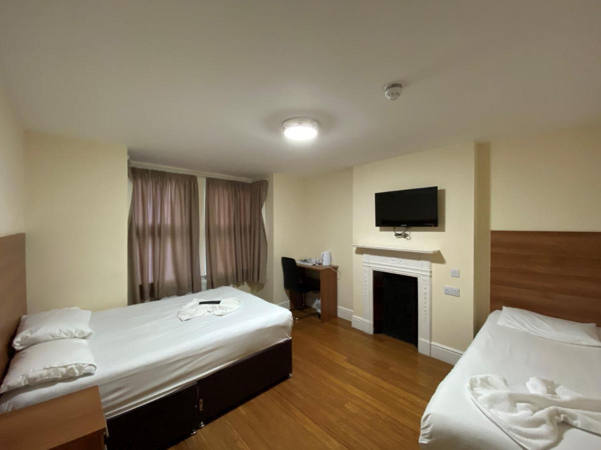 Buckingham Hotel High Wycombe Ngoại thất bức ảnh