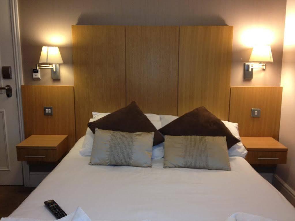 Buckingham Hotel High Wycombe Ngoại thất bức ảnh