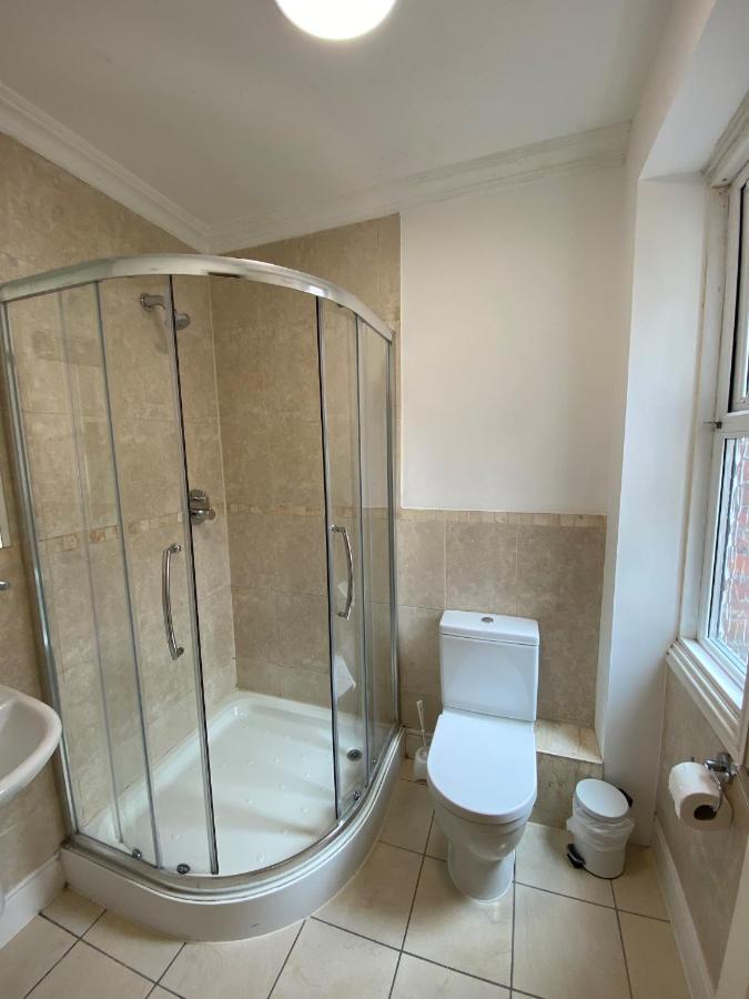 Buckingham Hotel High Wycombe Ngoại thất bức ảnh