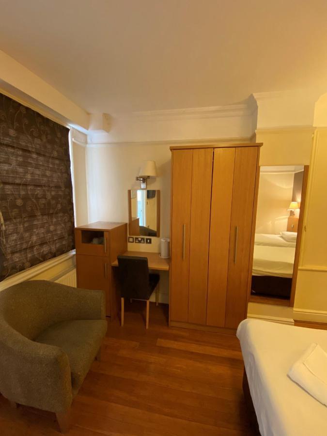 Buckingham Hotel High Wycombe Ngoại thất bức ảnh