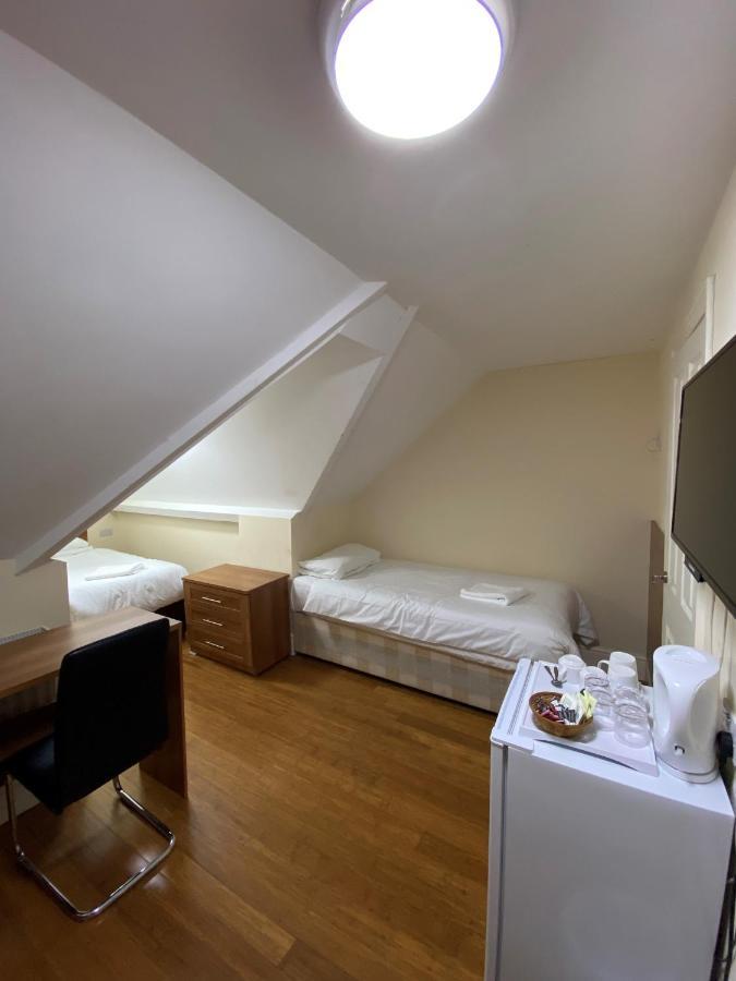 Buckingham Hotel High Wycombe Ngoại thất bức ảnh