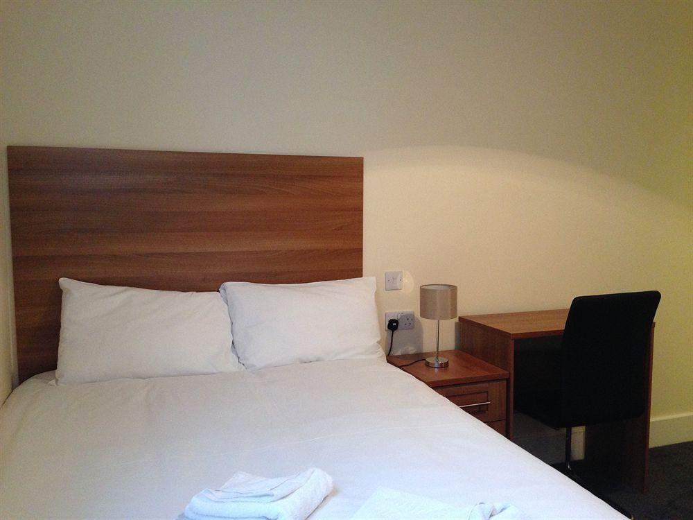 Buckingham Hotel High Wycombe Ngoại thất bức ảnh