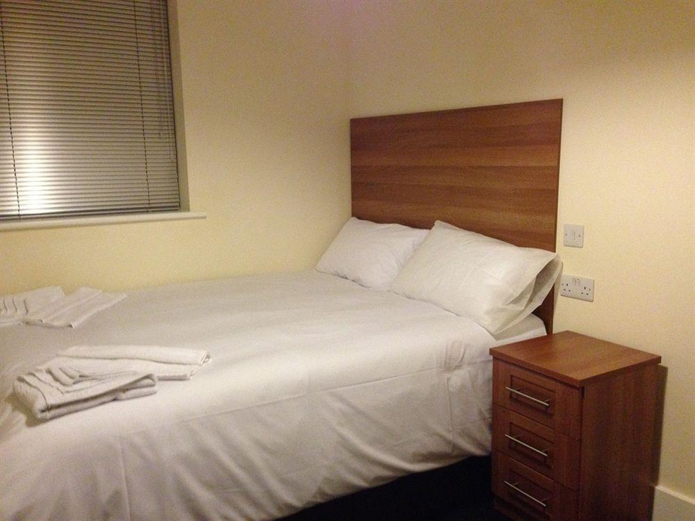 Buckingham Hotel High Wycombe Ngoại thất bức ảnh