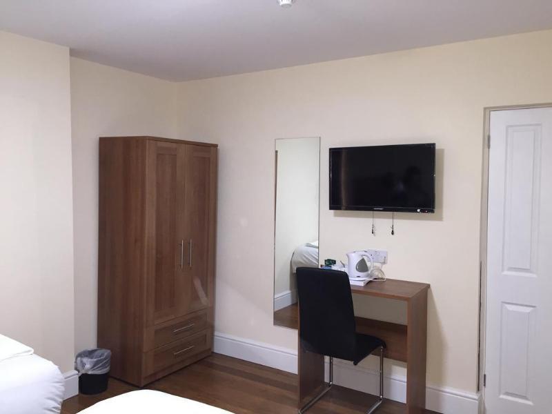 Buckingham Hotel High Wycombe Ngoại thất bức ảnh