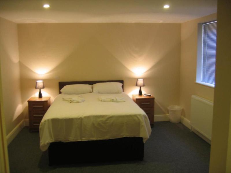 Buckingham Hotel High Wycombe Ngoại thất bức ảnh